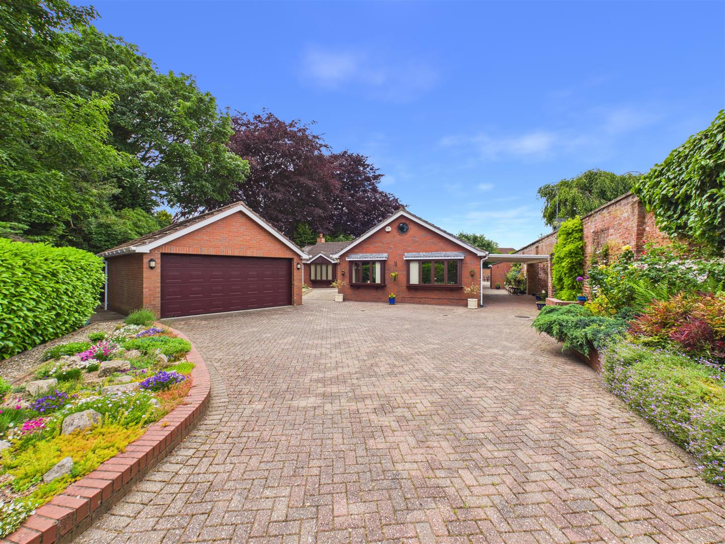 Elloughton East Yorkshire, HU15 1LU